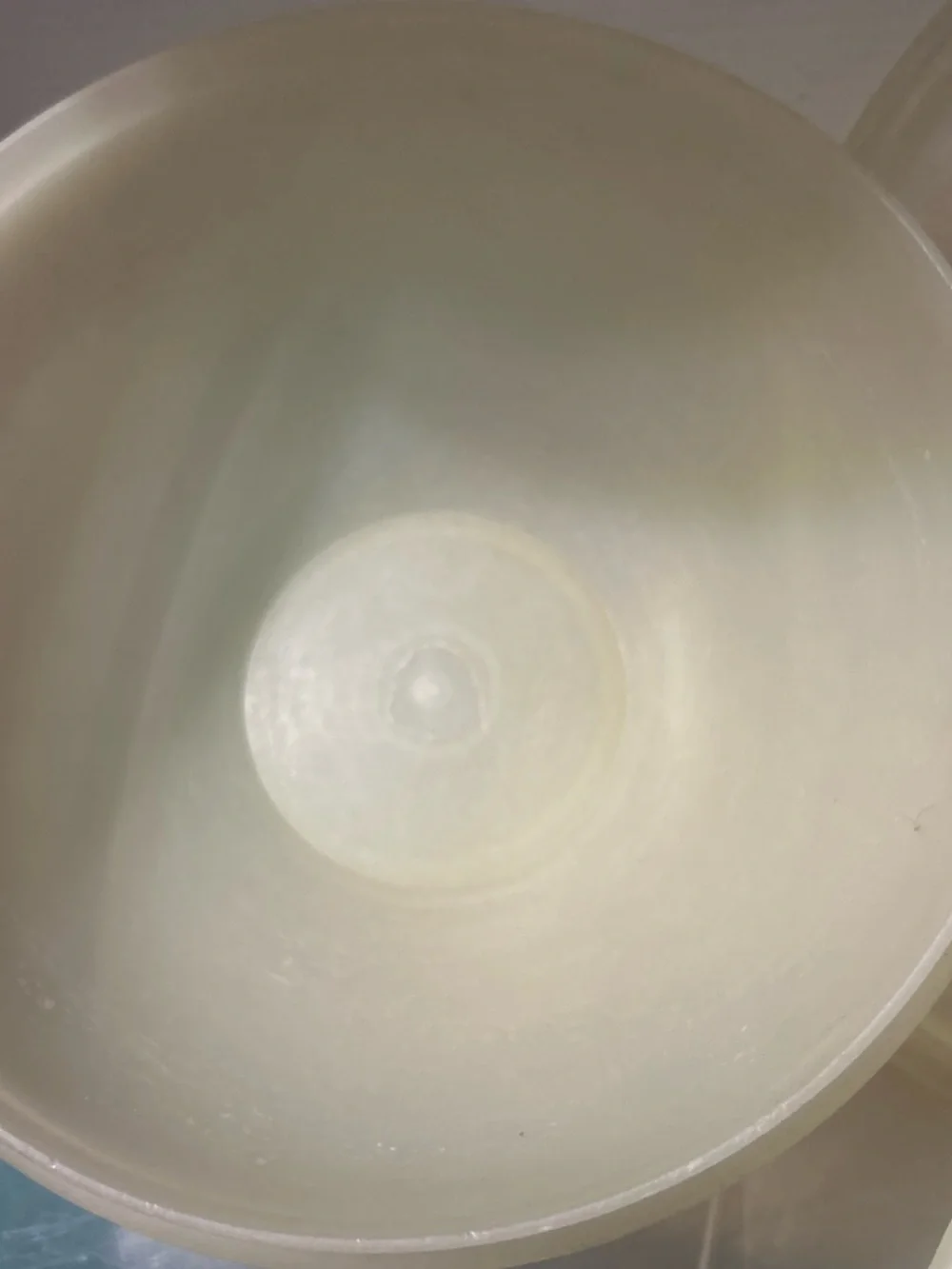 Set of Two Round Food Storage Containers in Pale Yellow